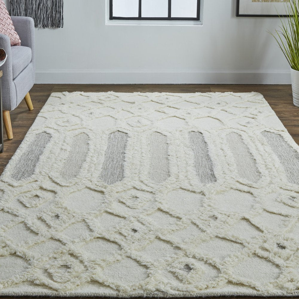 8' X 10' Gray and Ivory Wool Geometric Hand Tufted Area Rug