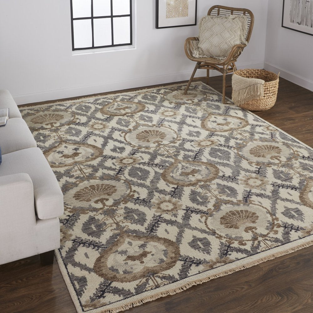4' X 6' Gray and Ivory Wool Floral Hand Knotted Area Rug