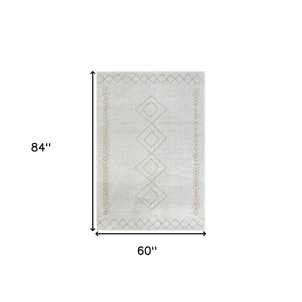 5' X 7' Cream Diamond Area Rug