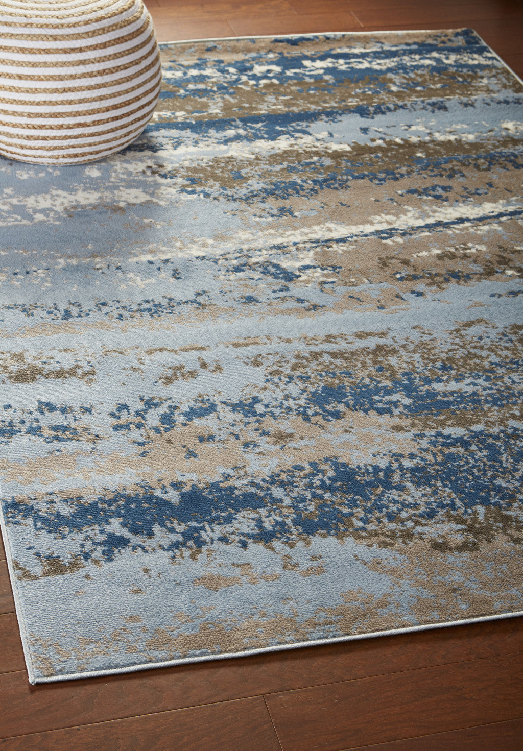 5' X 7' Blue Abstract Area Rug