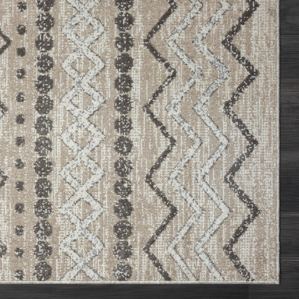 5' X 7' Beige Geometric Washable Area Rug