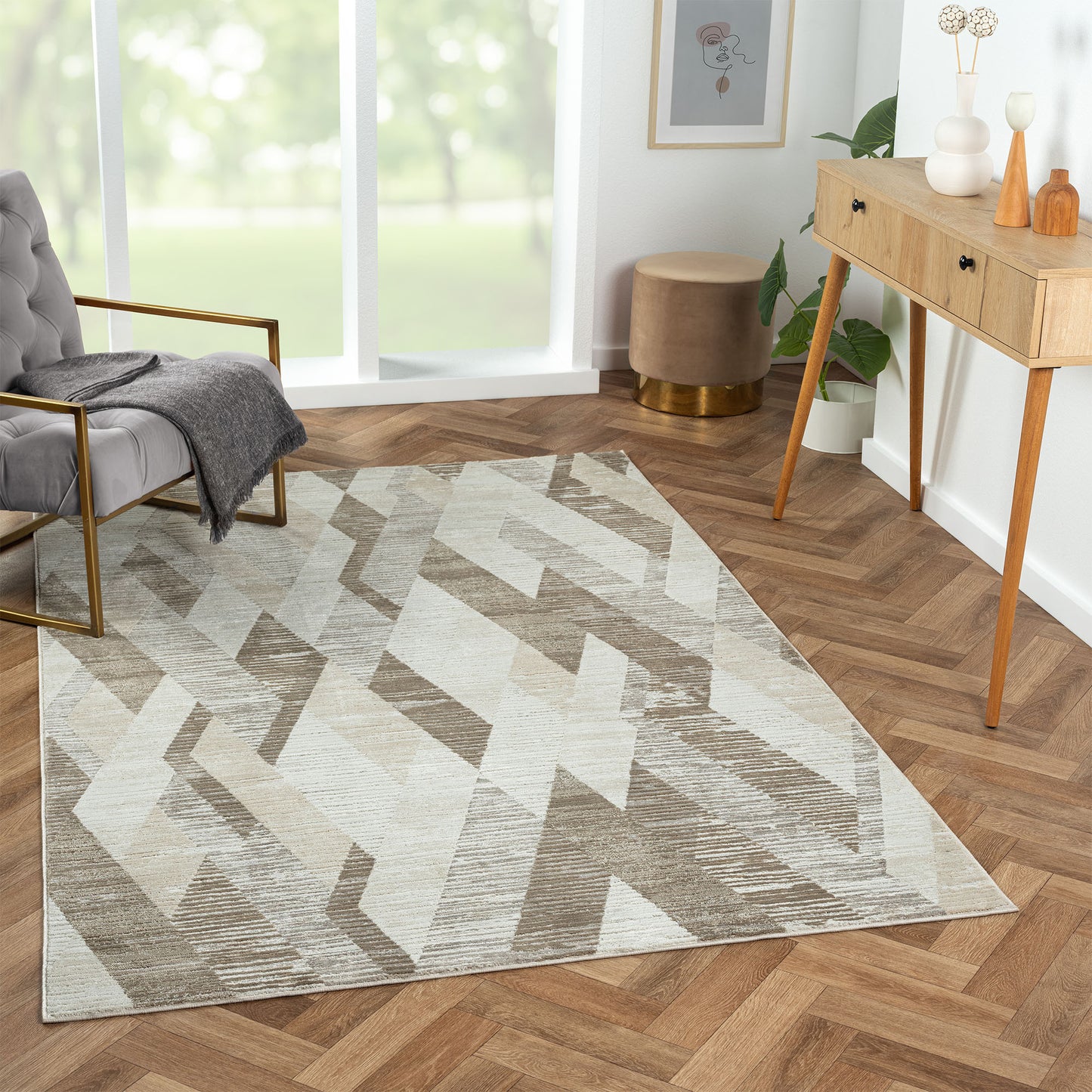 2' X 8' Gray Geometric Runner Rug