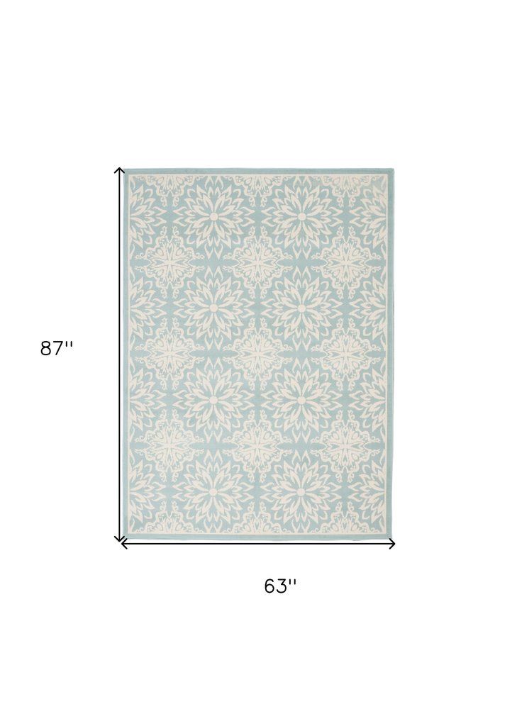 5' X 7' Blue and Ivory Floral Medallion Power Loom Area Rug