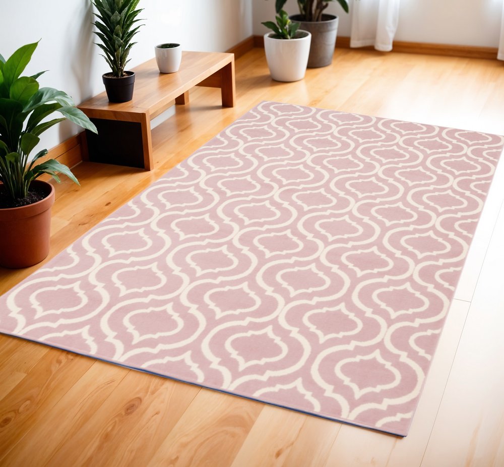 4' X 6' Pink and Ivory Moroccan Power Loom Area Rug