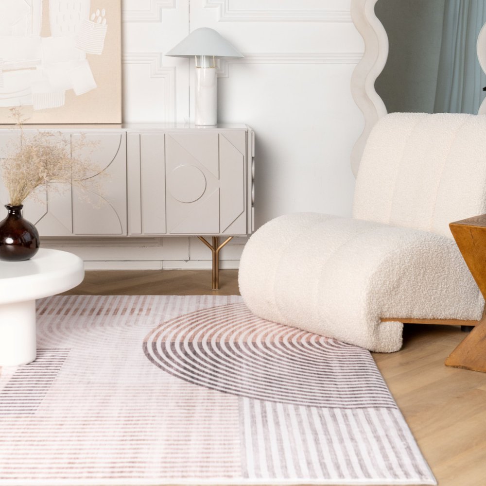 4' X 6' Beige and Brown Abstract Distressed Area Rug