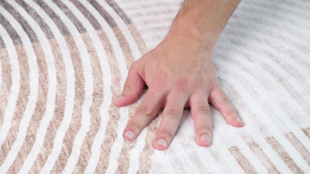 7' X 10' Beige and Brown Abstract Distressed Area Rug