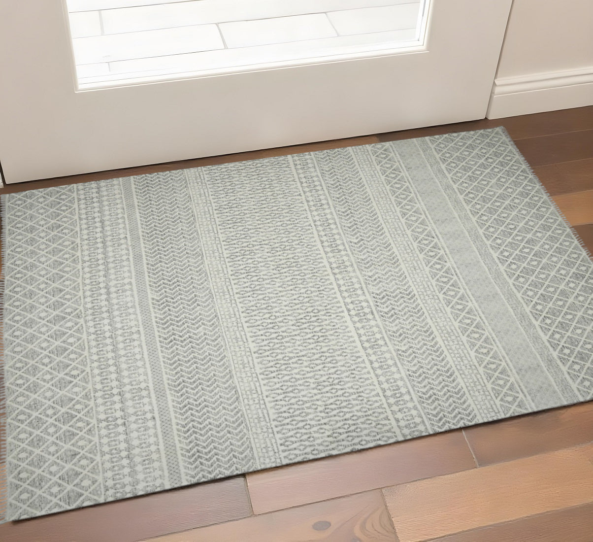8' X 10' Gray And Ivory Geometric Flatweave Handmade Distressed Area Rug With Fringe