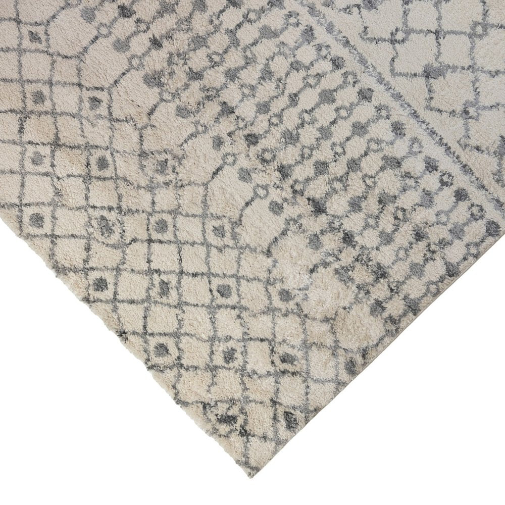 2' X 3' Gray And Ivory Geometric Shag Area Rug