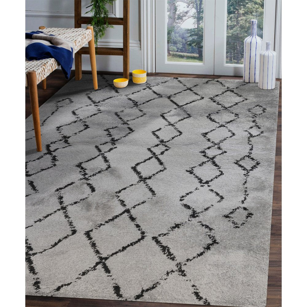 2' X 3' Gray And Black Geometric Shag Area Rug