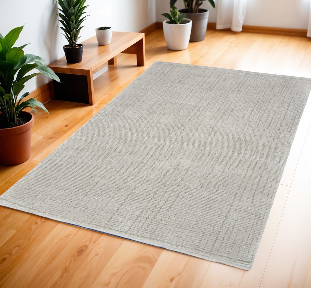 4' X 6' Gray And Silver Abstract Area Rug