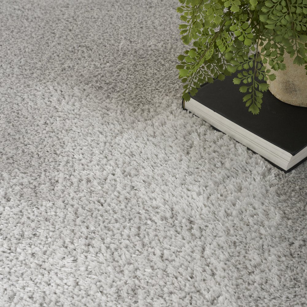 5' X 7' Silver Shag Area Rug