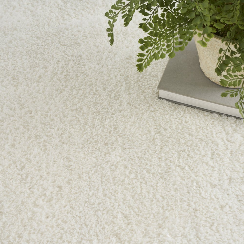 5' X 7' Ivory Shag Area Rug