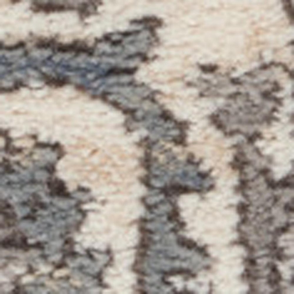 9' X 12' Gray and Ivory Medallion Power Loom Area Rug