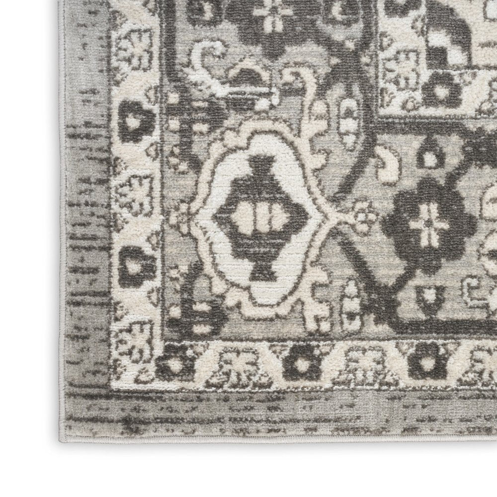 4' X 6' Gray and Ivory Medallion Power Loom Distressed Area Rug