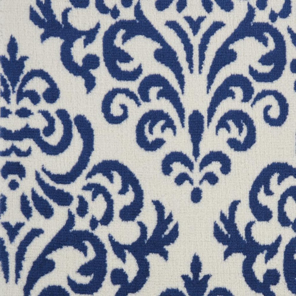4' X 6' Blue and White Damask Power Loom Area Rug