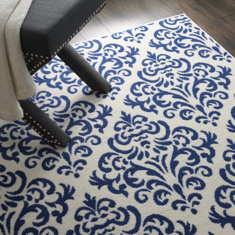 4' X 6' Blue and White Damask Power Loom Area Rug