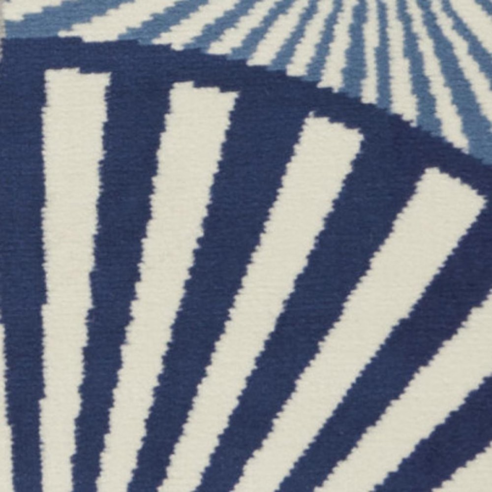 5' Blue and Beige Round Geometric Power Loom Area Rug