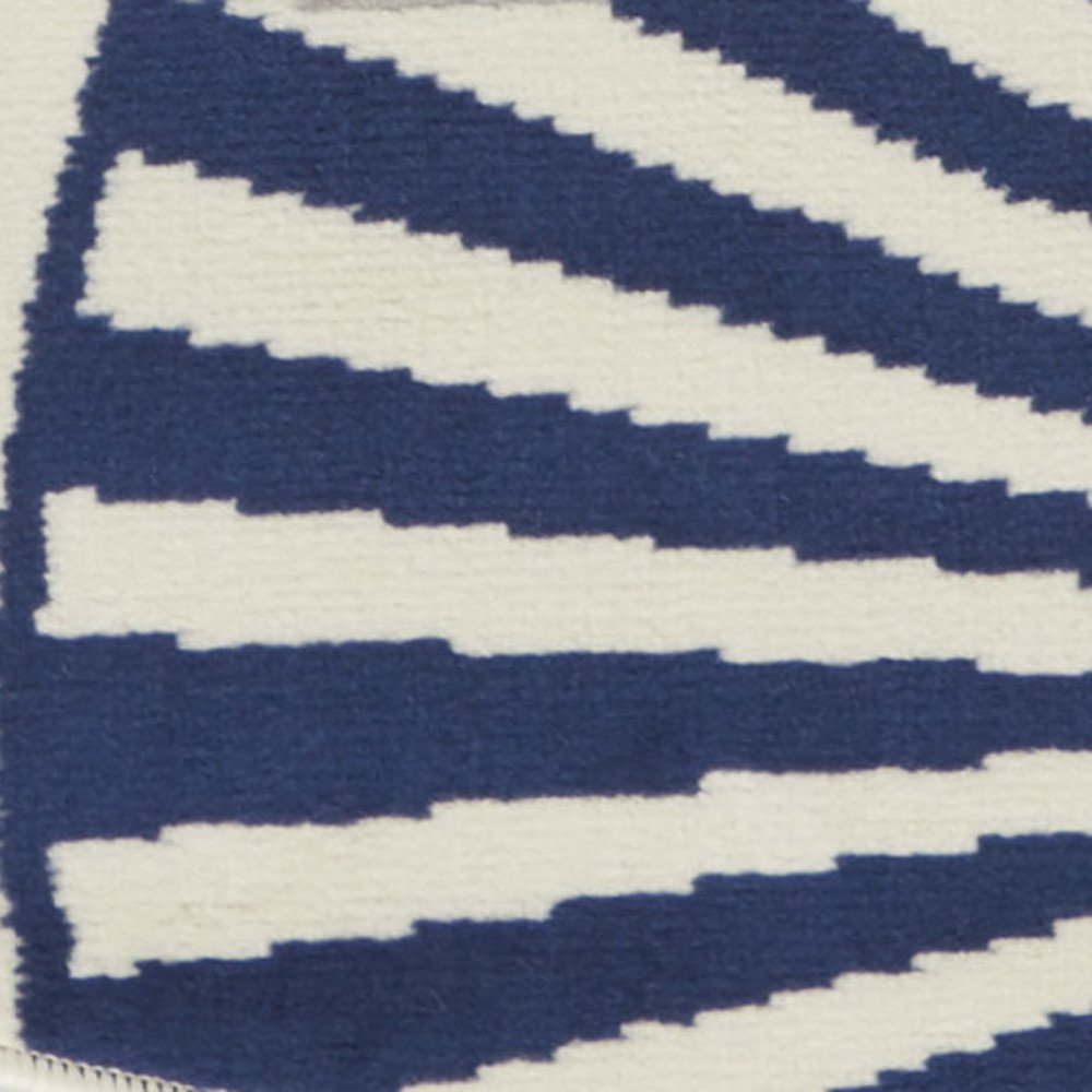 5' Blue and Beige Round Geometric Power Loom Area Rug