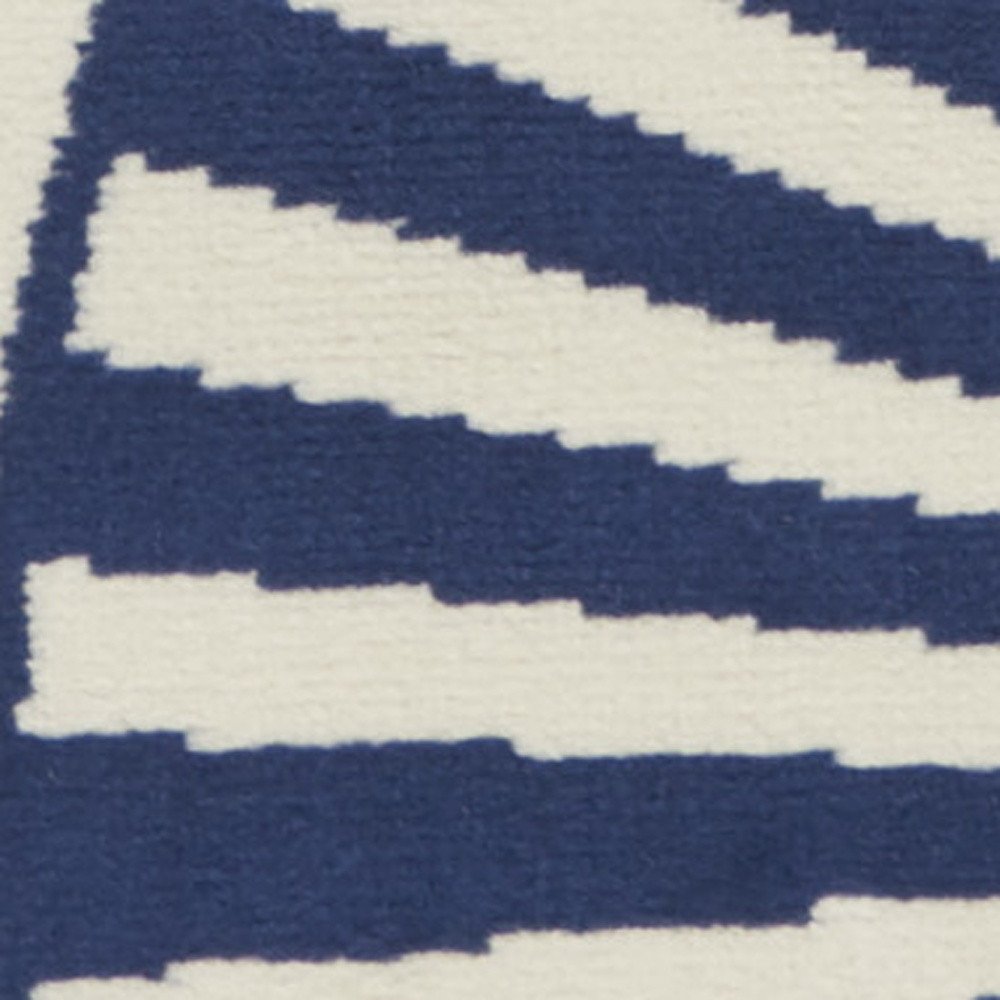 5' Blue and Beige Round Geometric Power Loom Area Rug