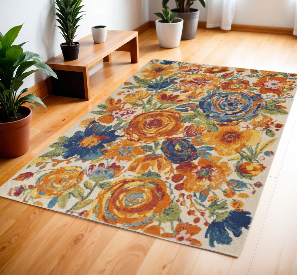4' X 6' Cream Floral Power Loom Area Rug