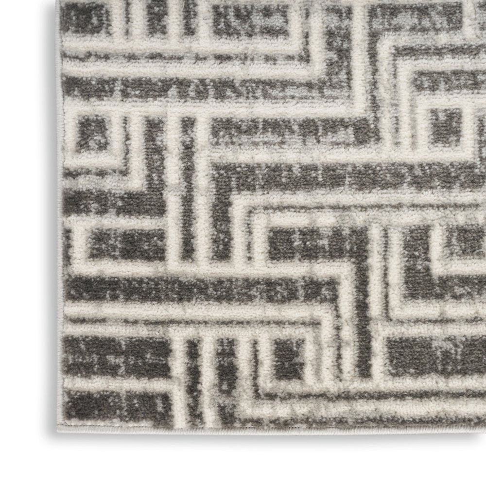 9' X 12' Gray Geometric Distressed Area Rug