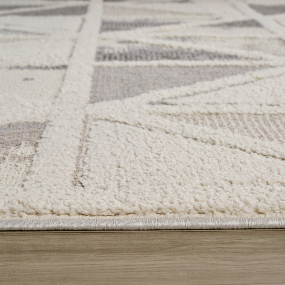 7' X 10' Gray and Cream Geometric Distressed Area Rug