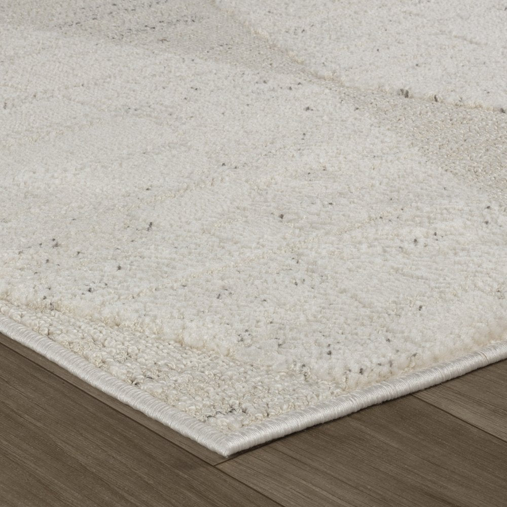 4' X 6' Cream and Beige Geometric Distressed Area Rug