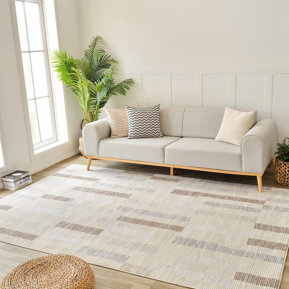 4' X 6' Beige and Brown Abstract Distressed Area Rug