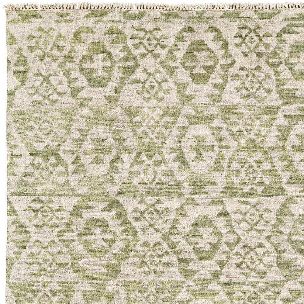 6' X 9' Green and Ivory Wool Southwestern Hand Knotted Area Rug