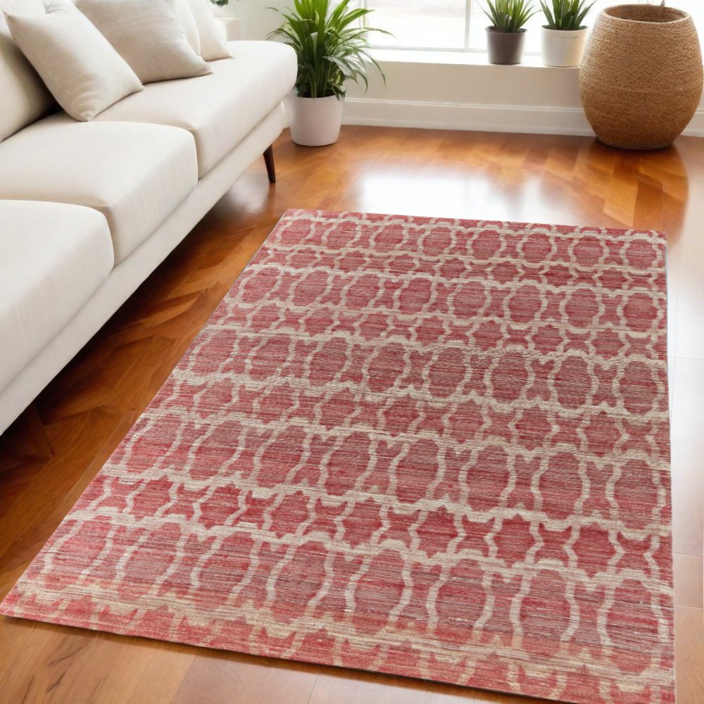 4' X 6' Tan and Ivory Geometric Hand Woven Area Rug