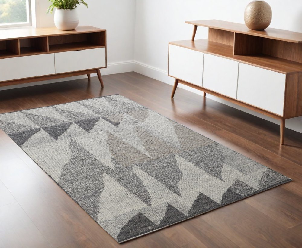 4' X 6' Gray and Ivory Wool Geometric Hand Knotted Area Rug