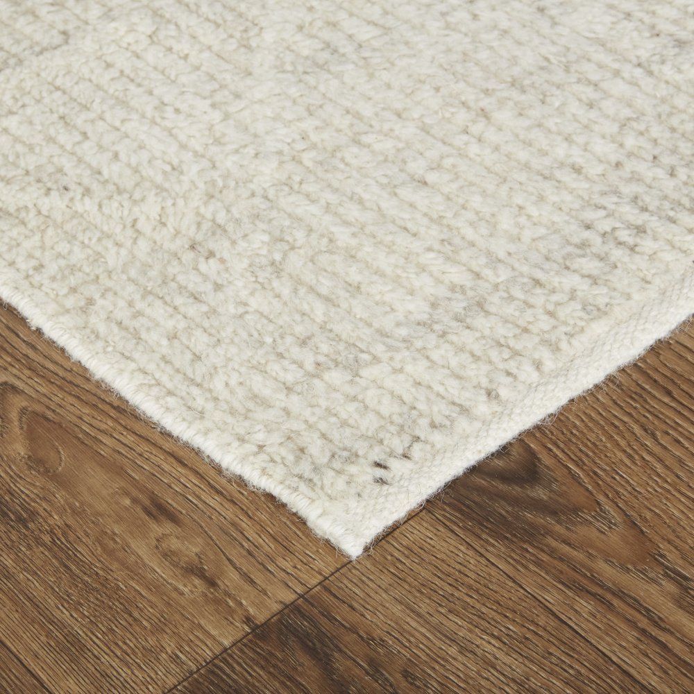 4' X 6' Tan and Ivory Wool Hand Knotted Area Rug