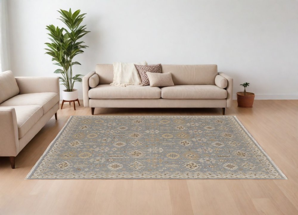 6' X 9' Gray and Ivory Wool Oriental Hand Knotted Area Rug With Fringe