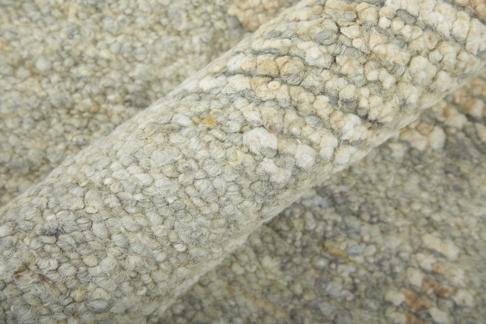 4' X 6' Gray and Brown Wool Floral Hand Knotted Area Rug