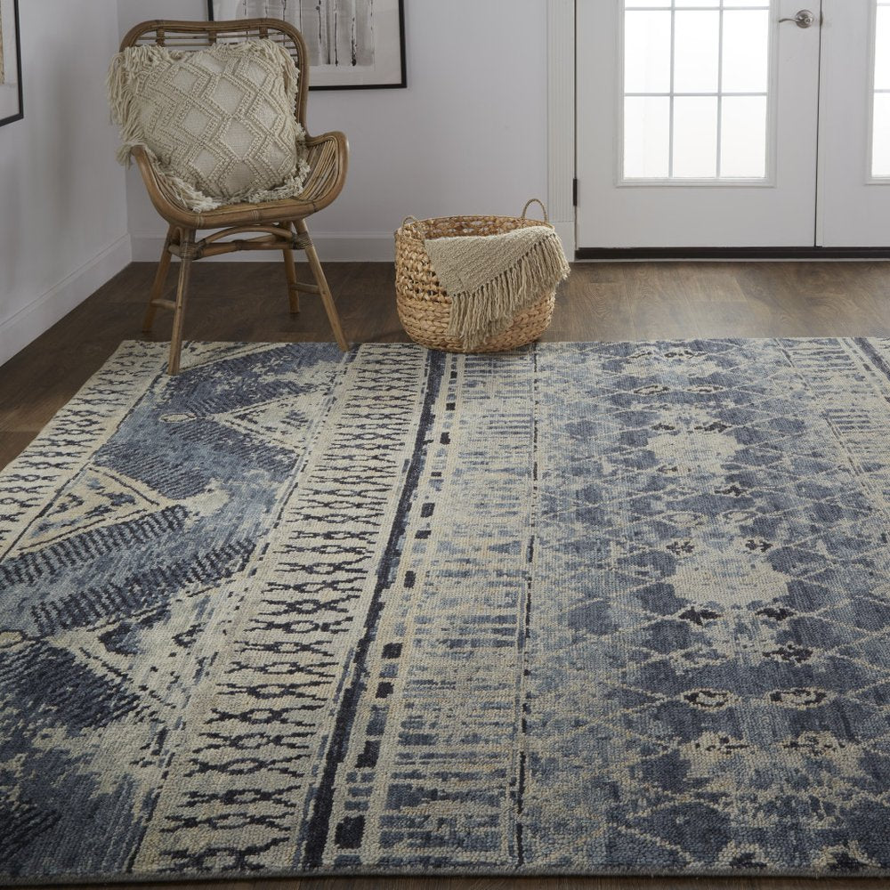 4' X 6' Gray Blue and Ivory Wool Floral Hand Knotted Area Rug