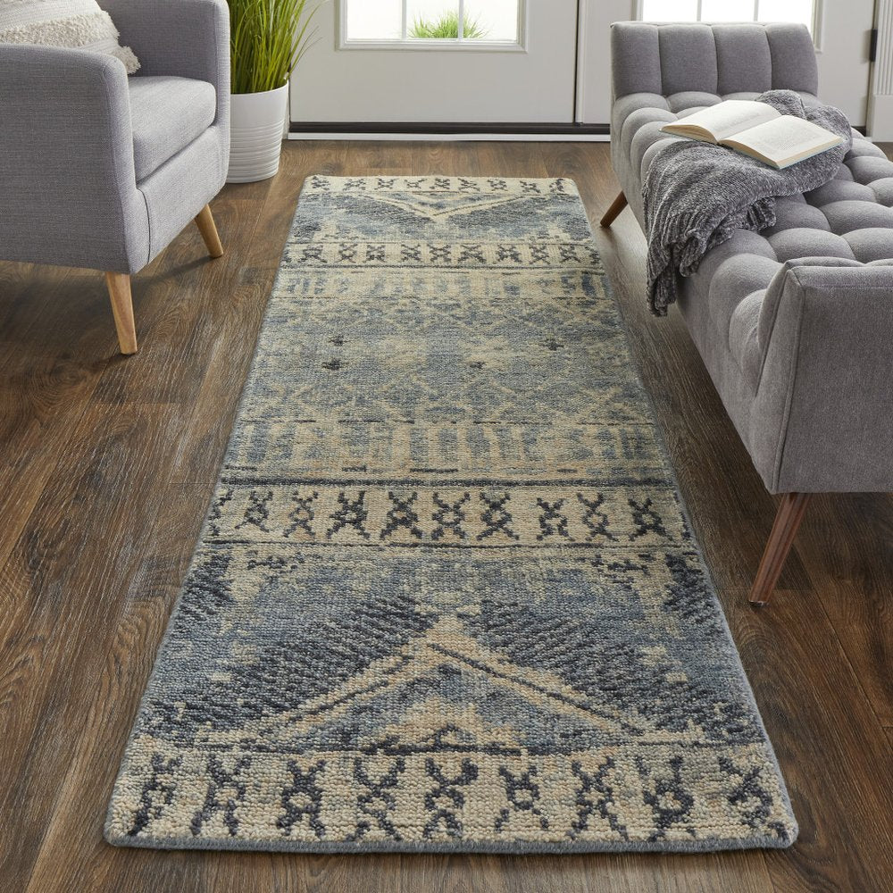 4' X 6' Gray Blue and Ivory Wool Floral Hand Knotted Area Rug