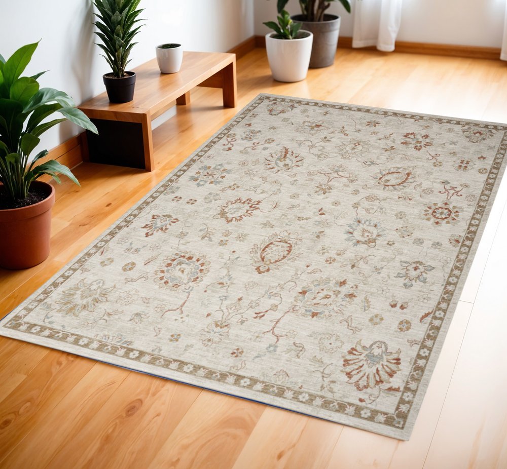 4' X 6' Ivory Floral Power Loom Distressed Area Rug
