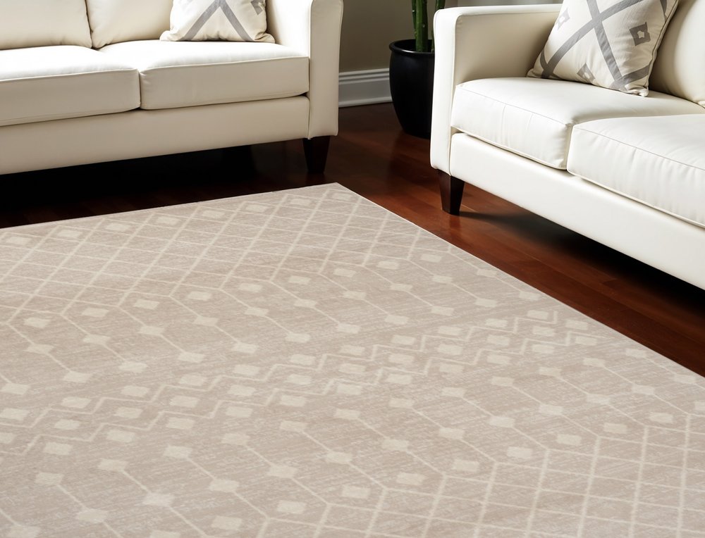 7' X 10' Beige Geometric Power Loom Area Rug
