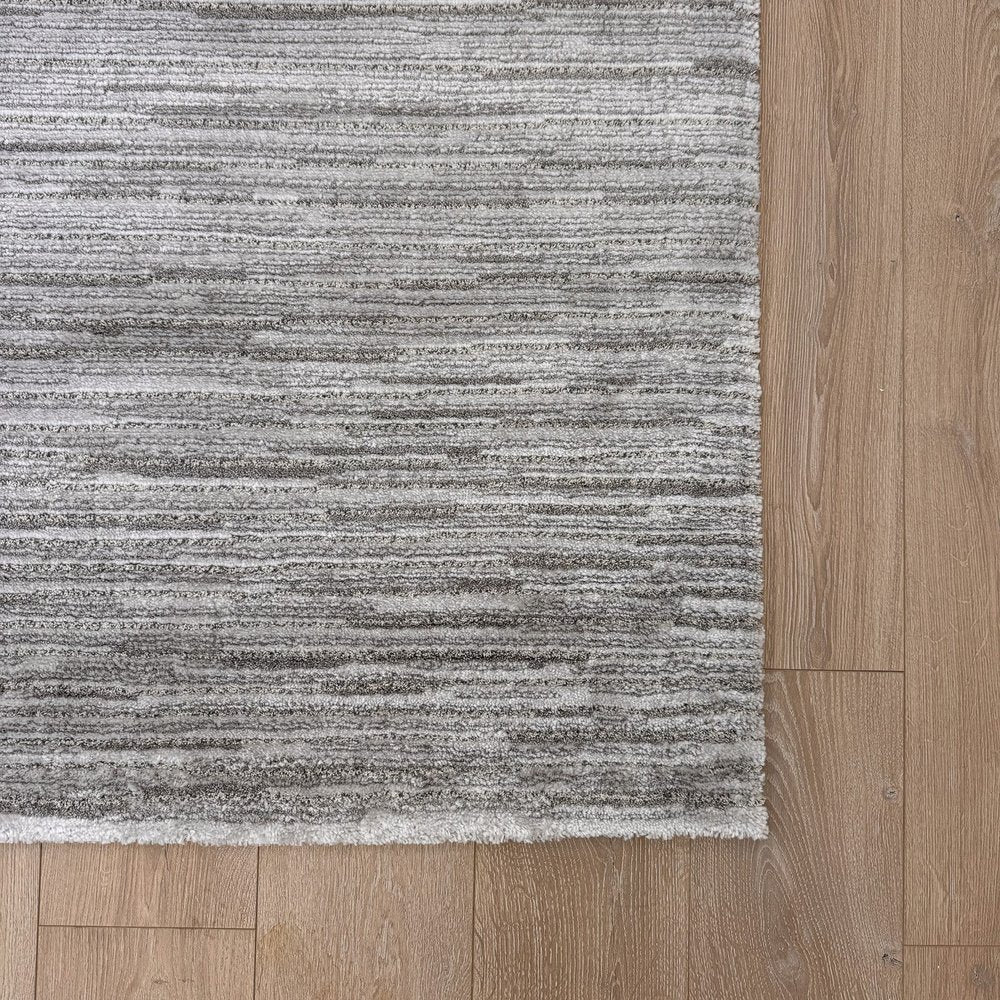 4' X 6' Gray Abstract Area Rug
