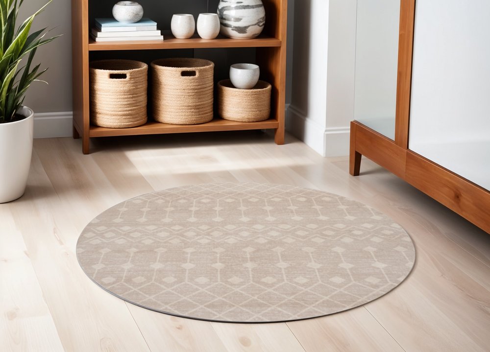 5' Beige Geometric Power Loom Round Rug