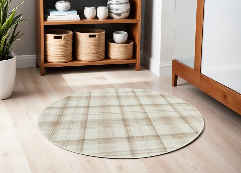 5' Ivory Plaid Power Loom Round Rug
